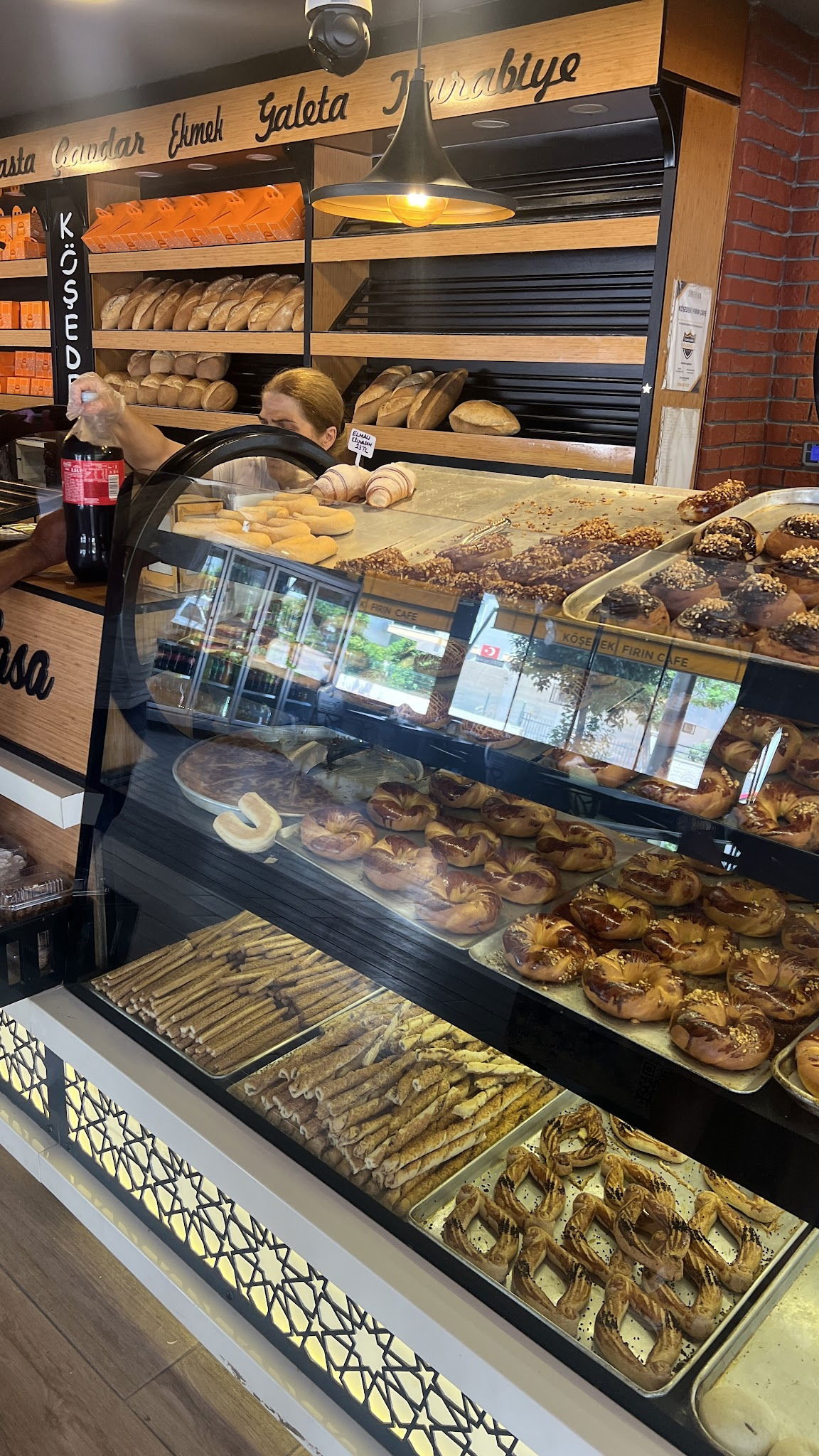 Köşedeki Fırın Cafe