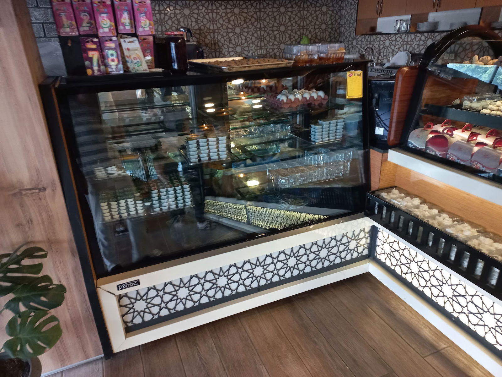 Köşedeki Fırın Cafe