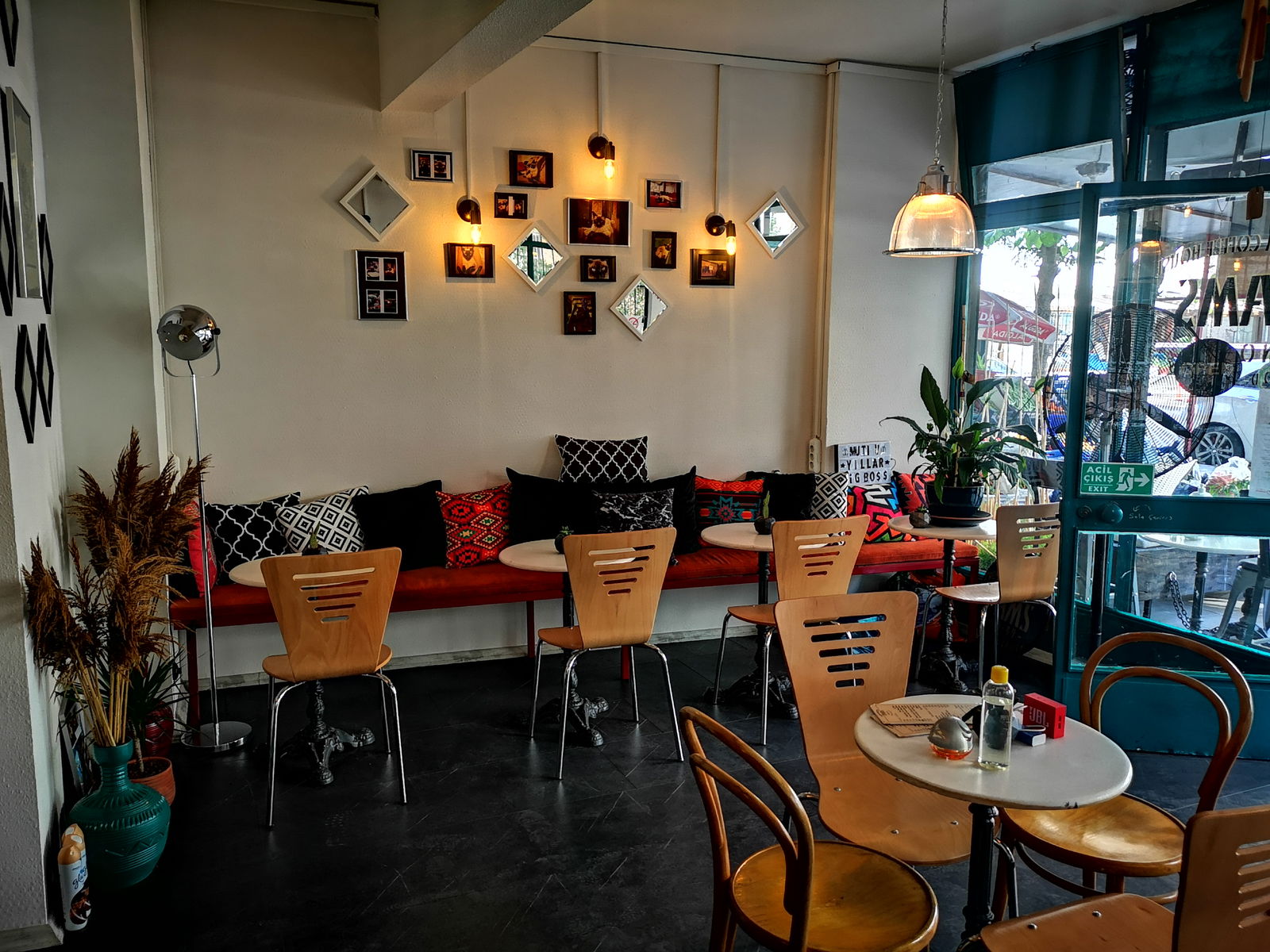 Pams Premium Coffee House