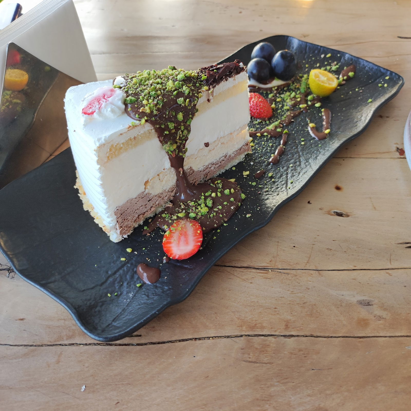 Roof | 14 By Di̇van