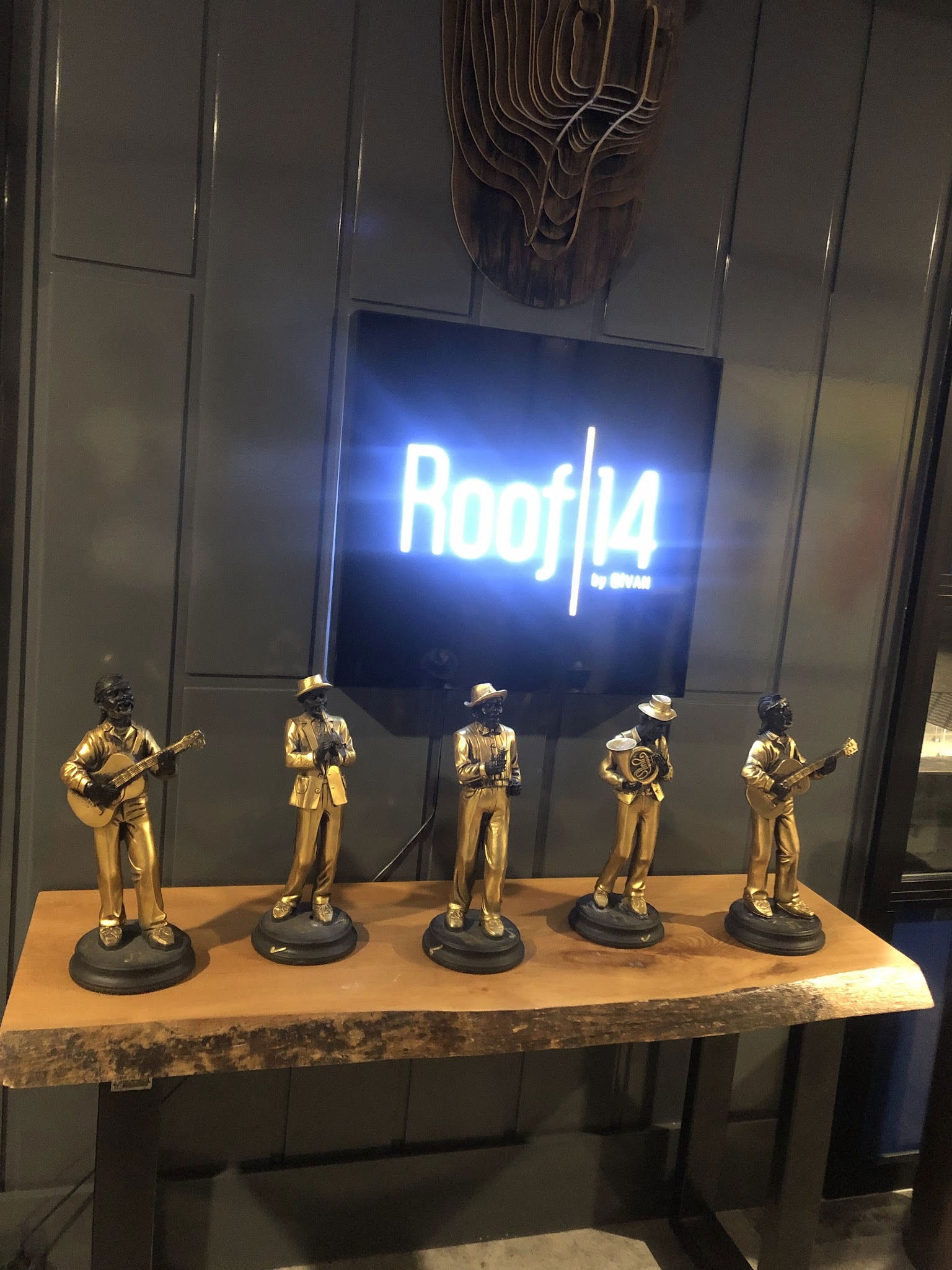 Roof | 14 By Di̇van