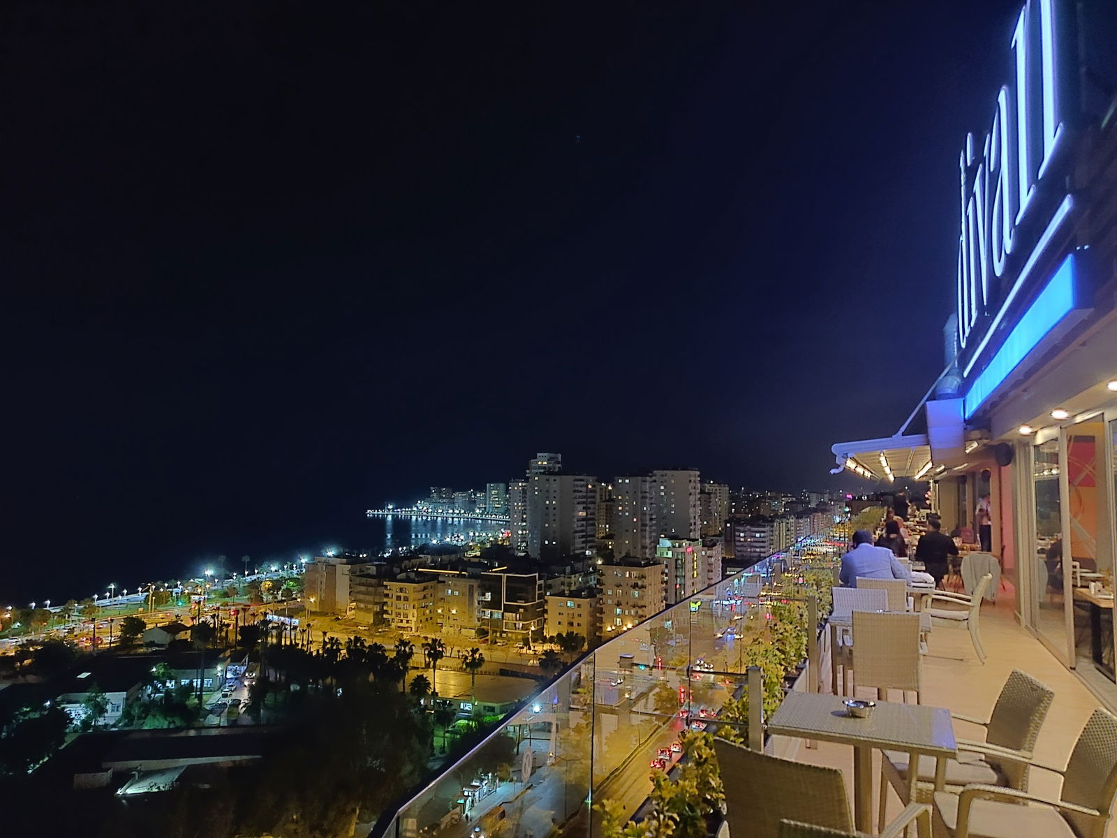 Roof | 14 By Di̇van