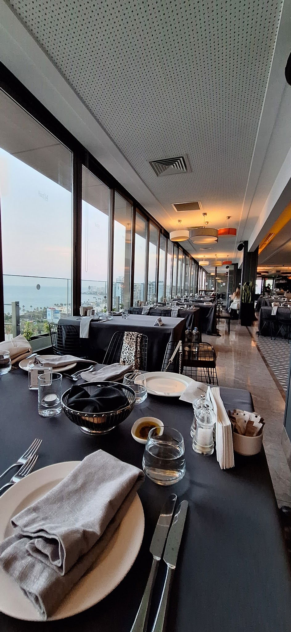 Roof | 14 By Di̇van