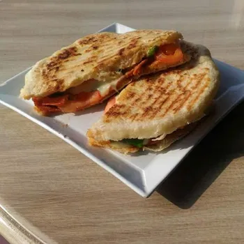 Catı Katı Cafe resimleri