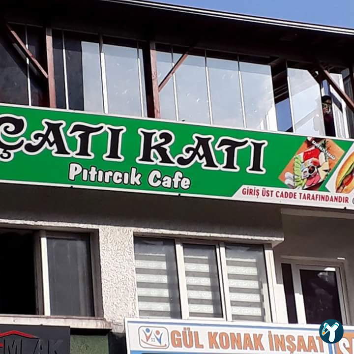 Catı Katı Cafe