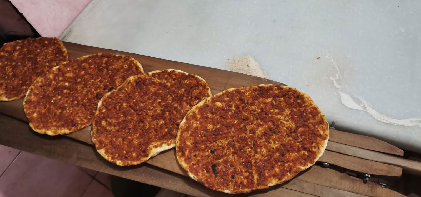 Urfalı Lezzet Pide Ve Lahmacun
