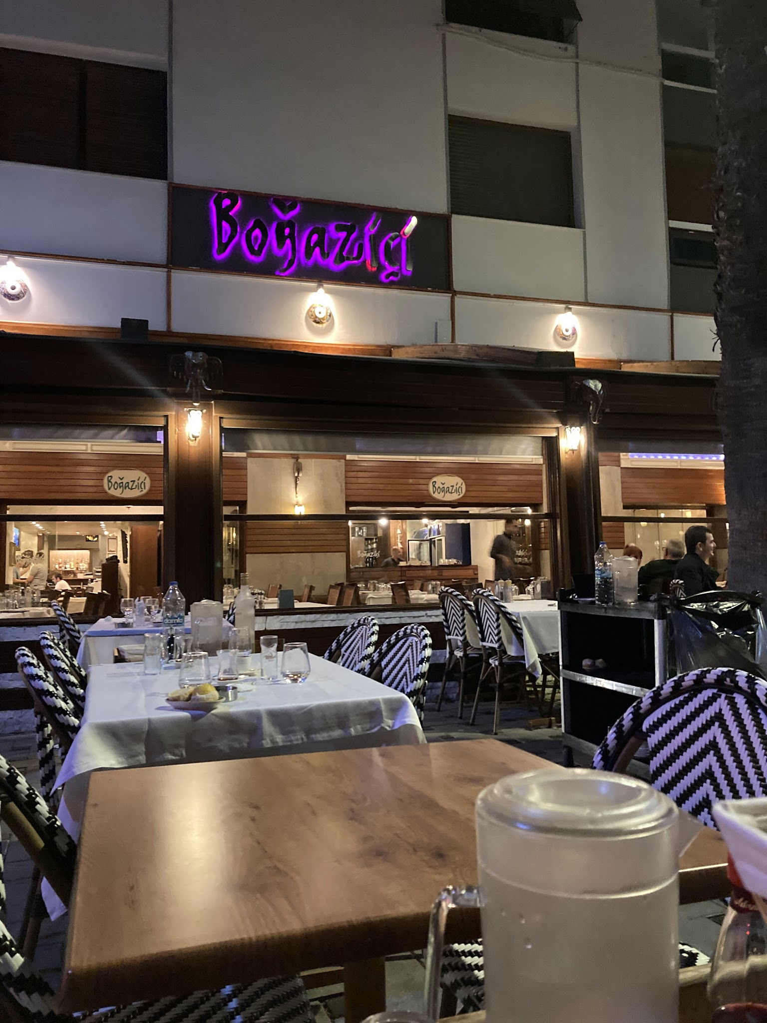Boğaziçi Restaurant Bostanlı