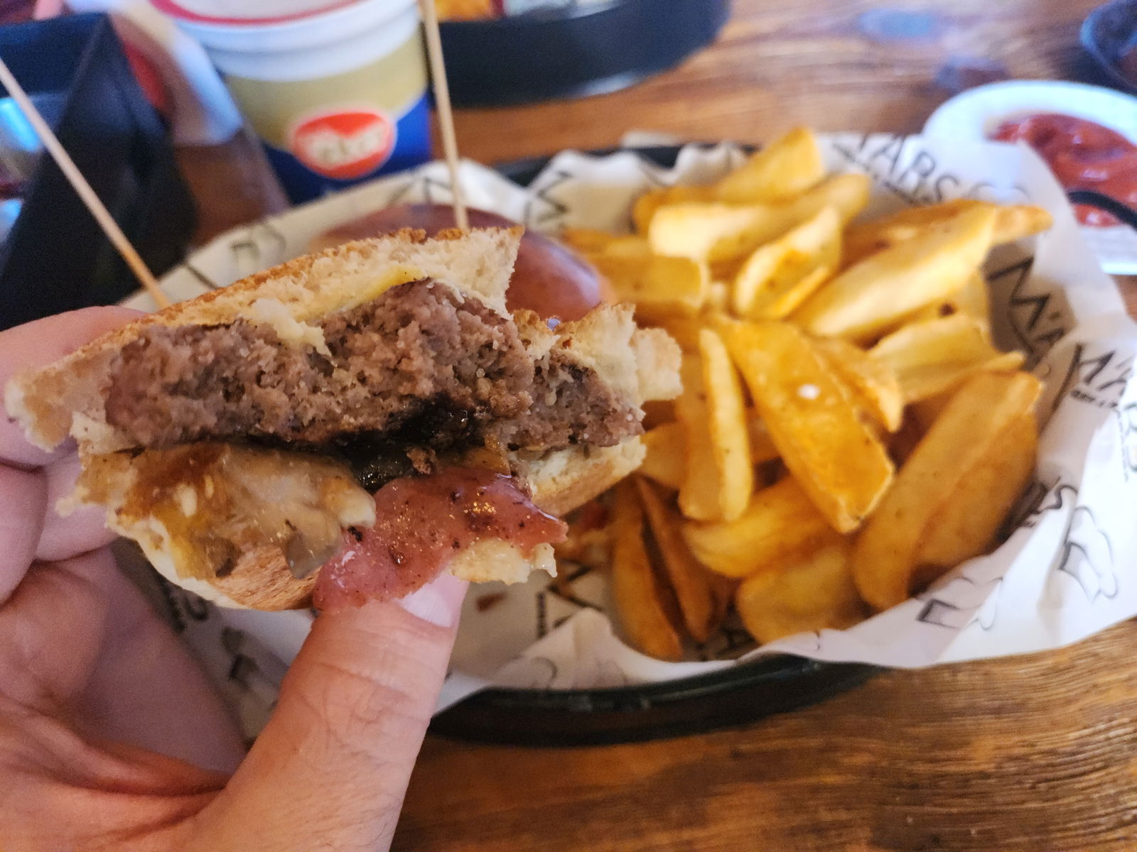 Mars Burger & Makarna