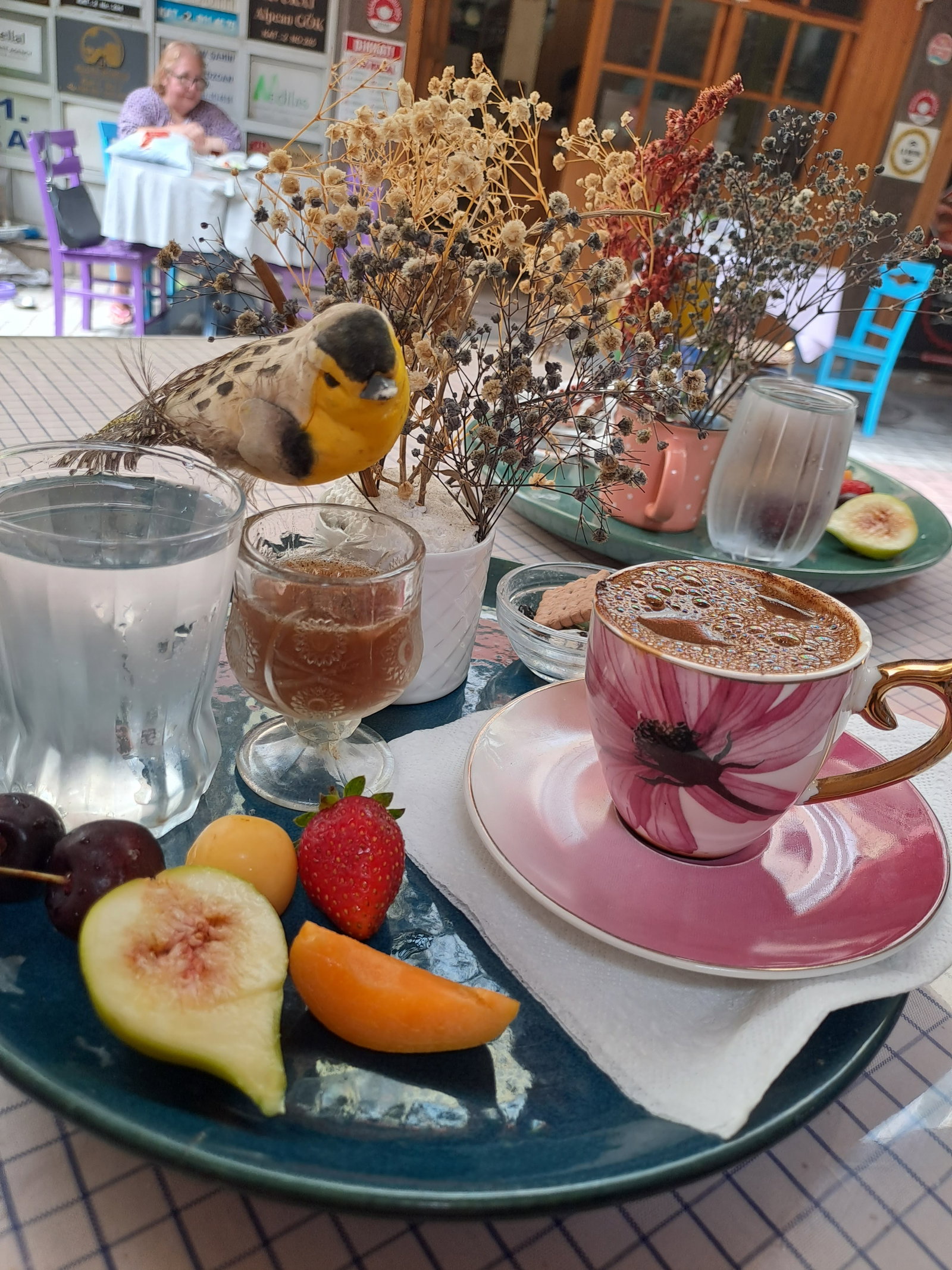 Kakule Vitamin Cafe