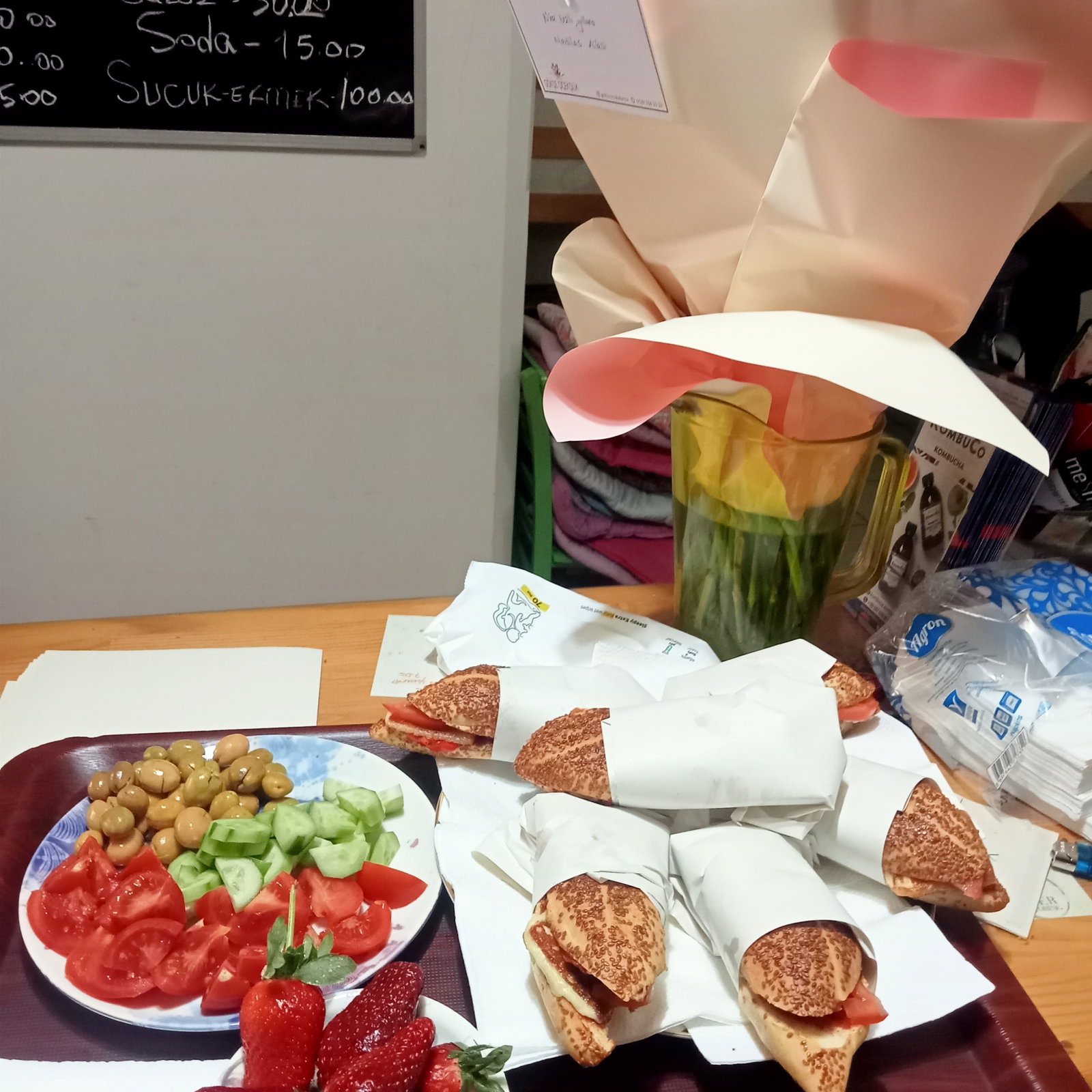 Kakule Vitamin Cafe