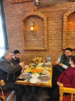 Adnan Usta Urfali Kebapci resimleri