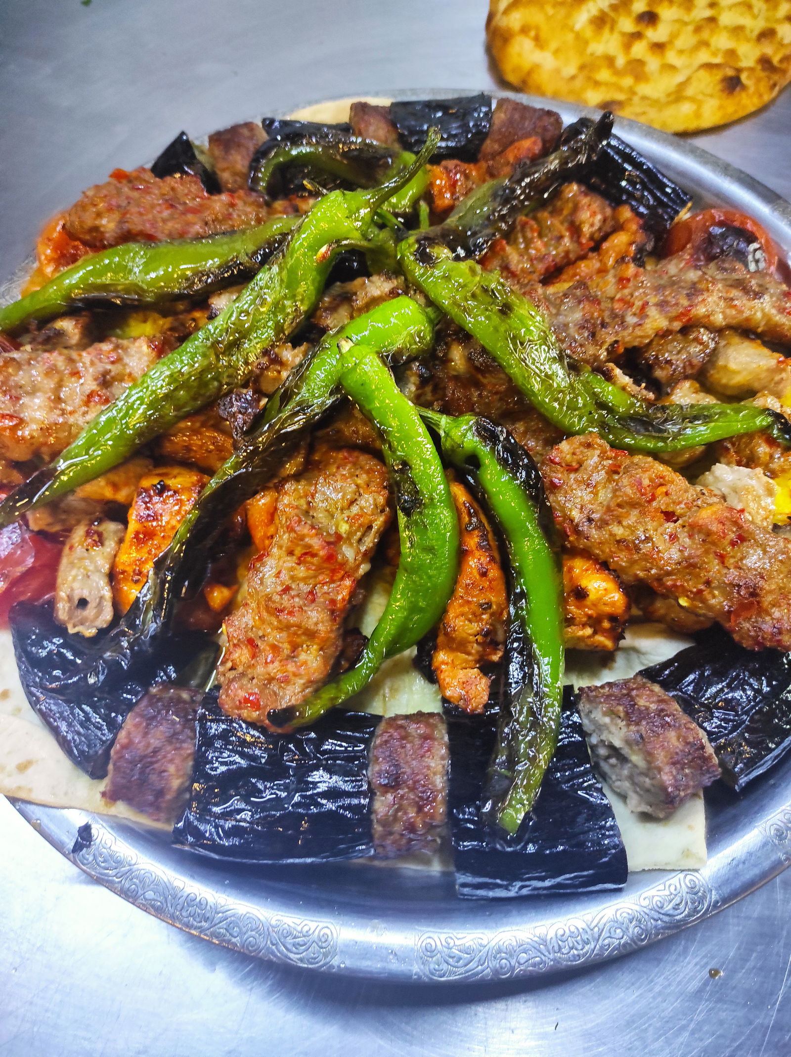 Adnan Usta Urfali Kebapci