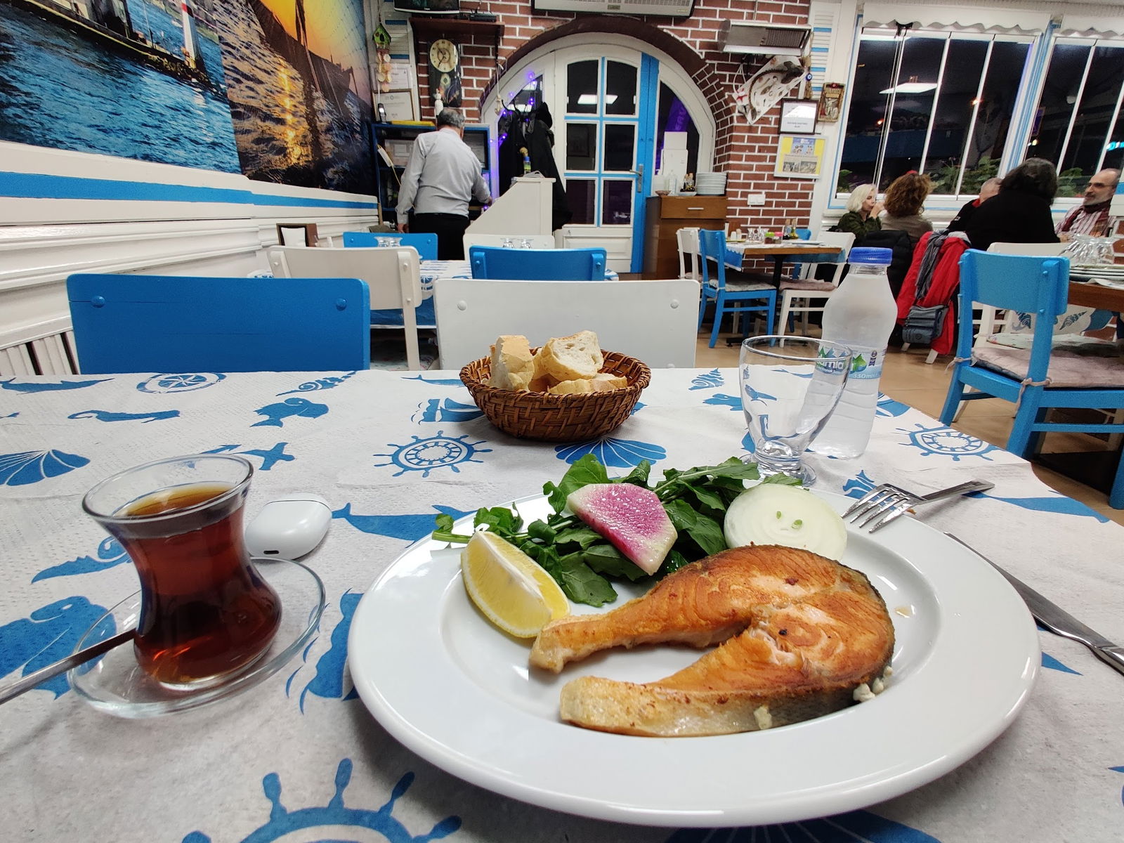 Bi̇zi̇m Balikçi Restaurant