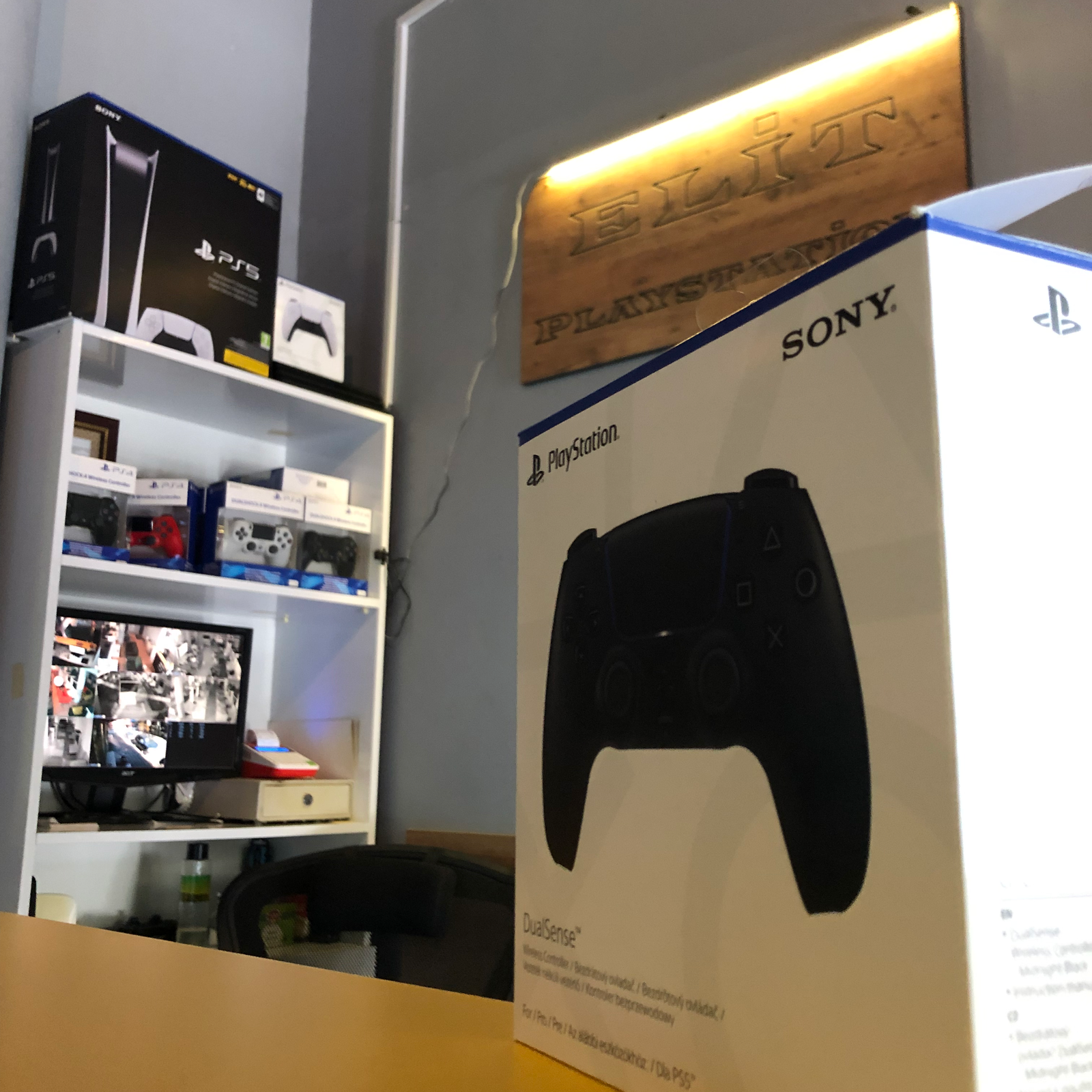 Elit Playstation Cafe