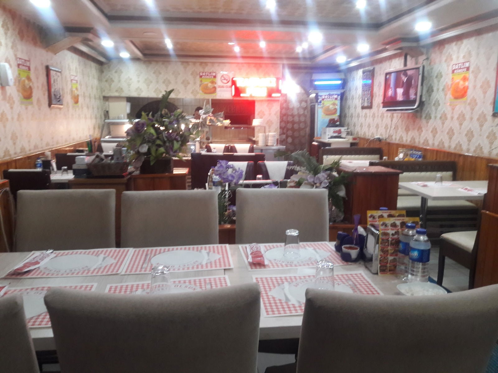 Şanlıurfa Pide Kebap Sulu Yemek Salonu