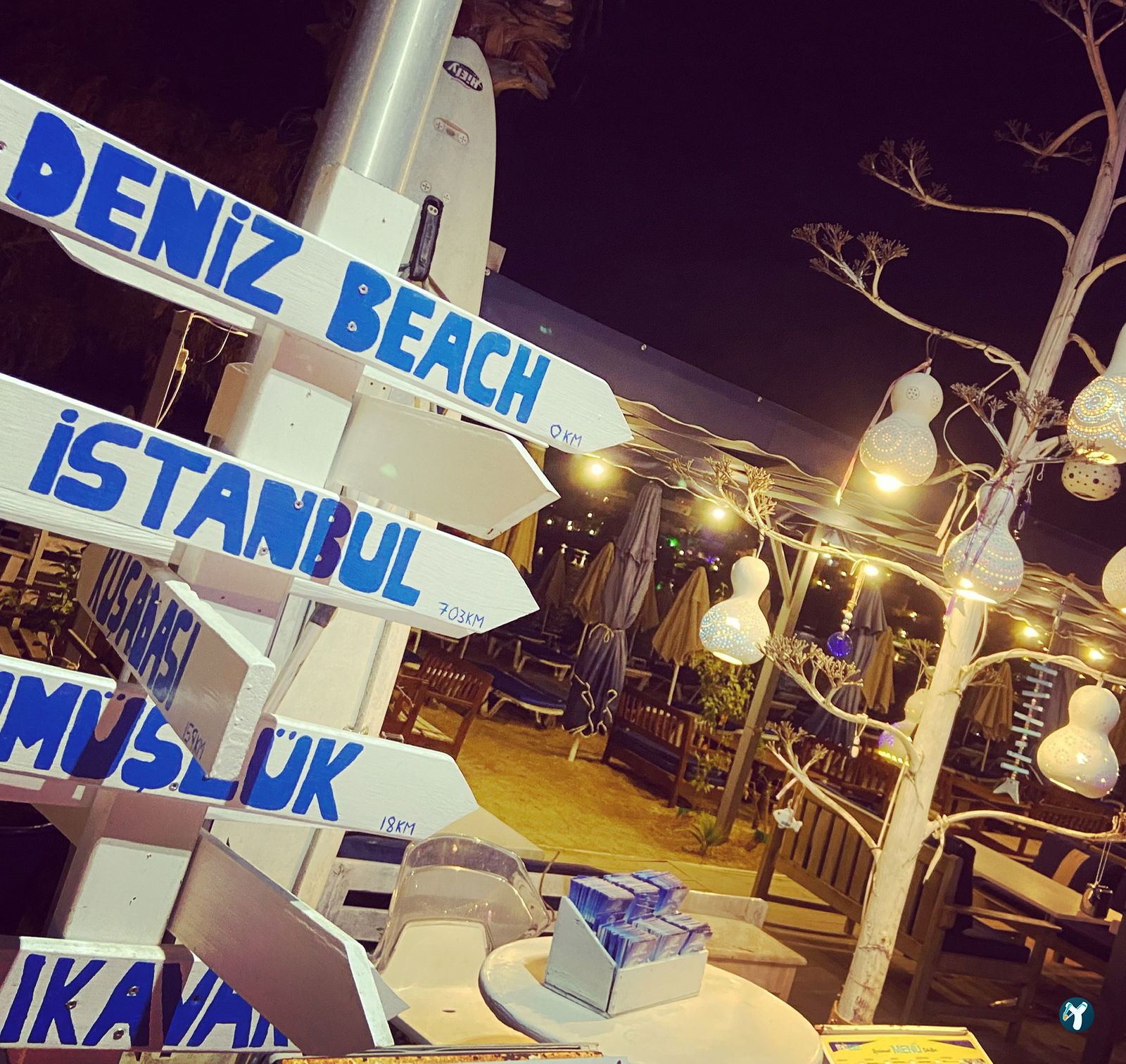 Deniz Beach Restaurant & Bar