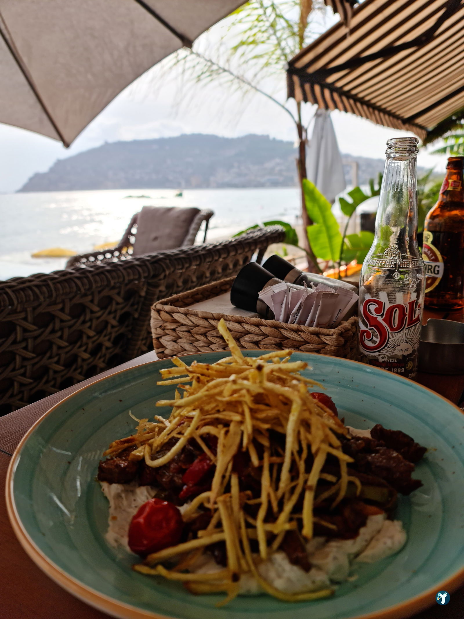 Lui Beach & Lounge