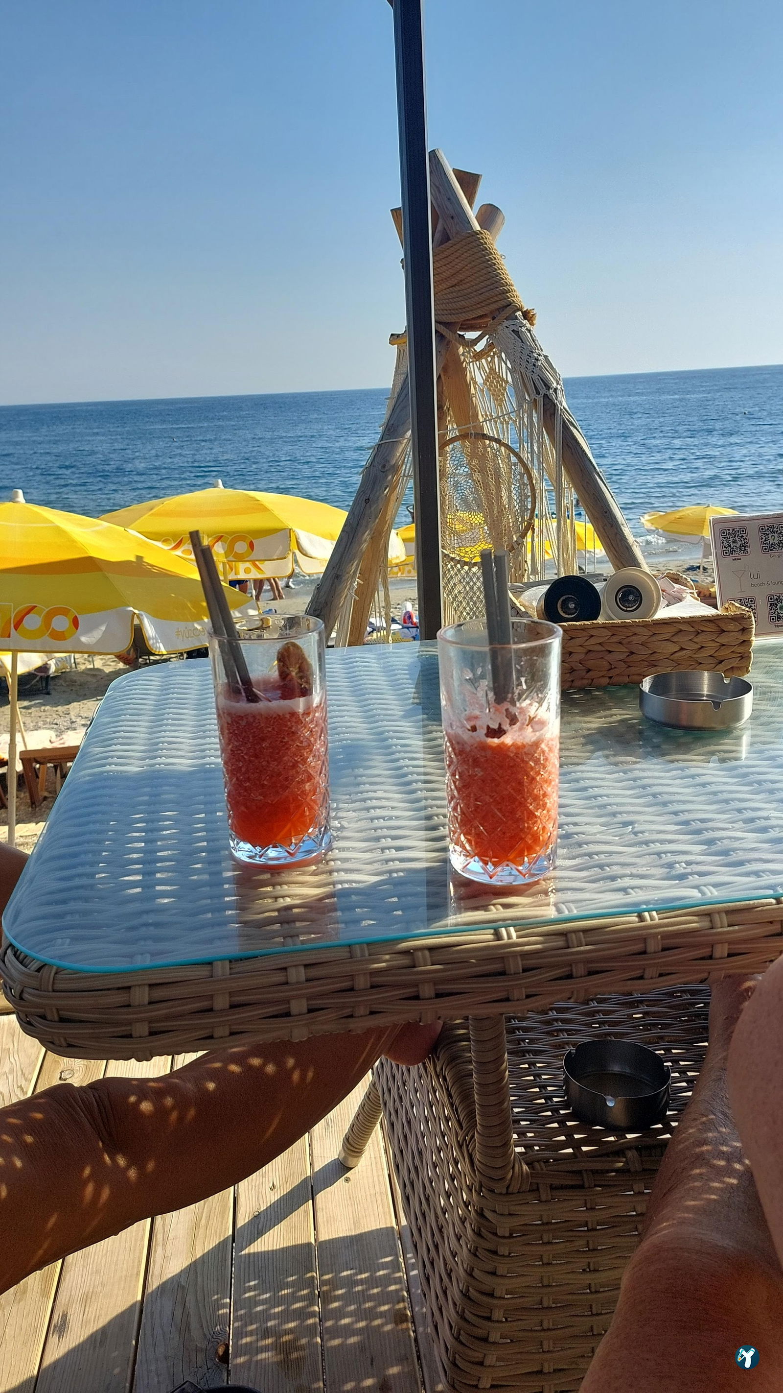 Lui Beach & Lounge
