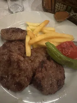 Sahil Gurme resimleri