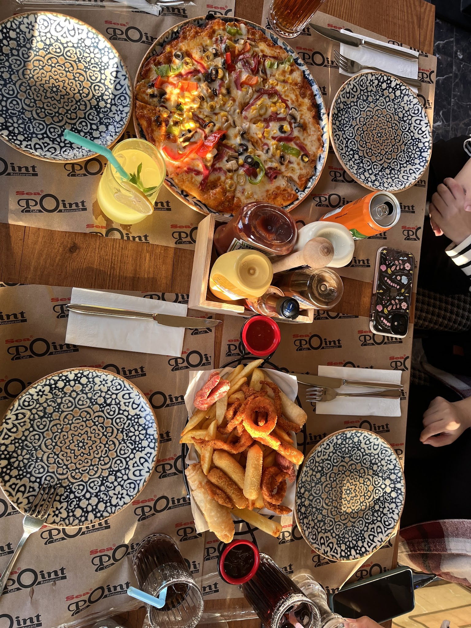 Seapoint Cafe & Restaurant