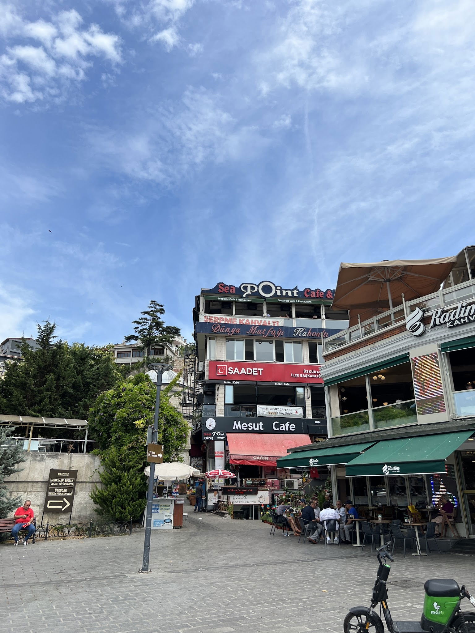 Seapoint Cafe & Restaurant