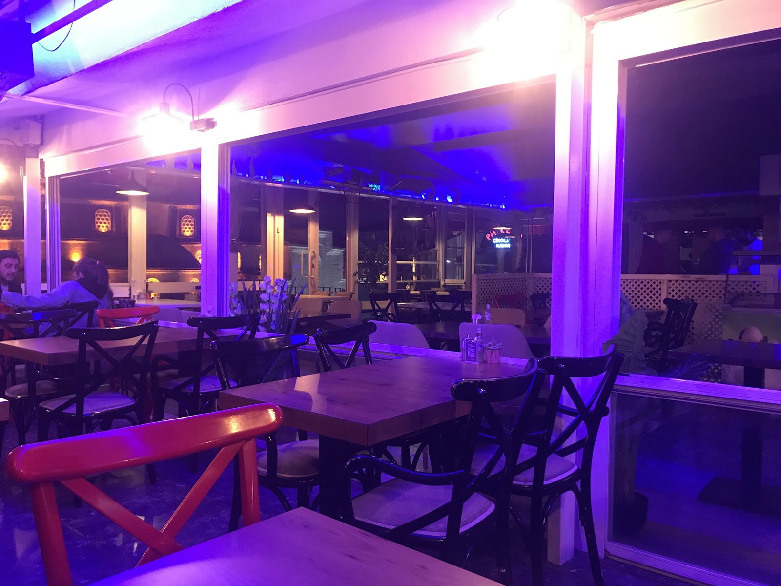 Seapoint Cafe & Restaurant