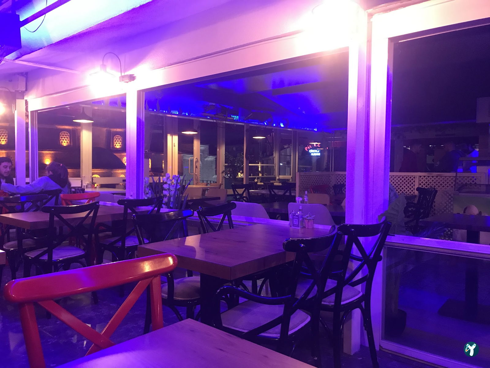 Seapoint Cafe & Restaurant