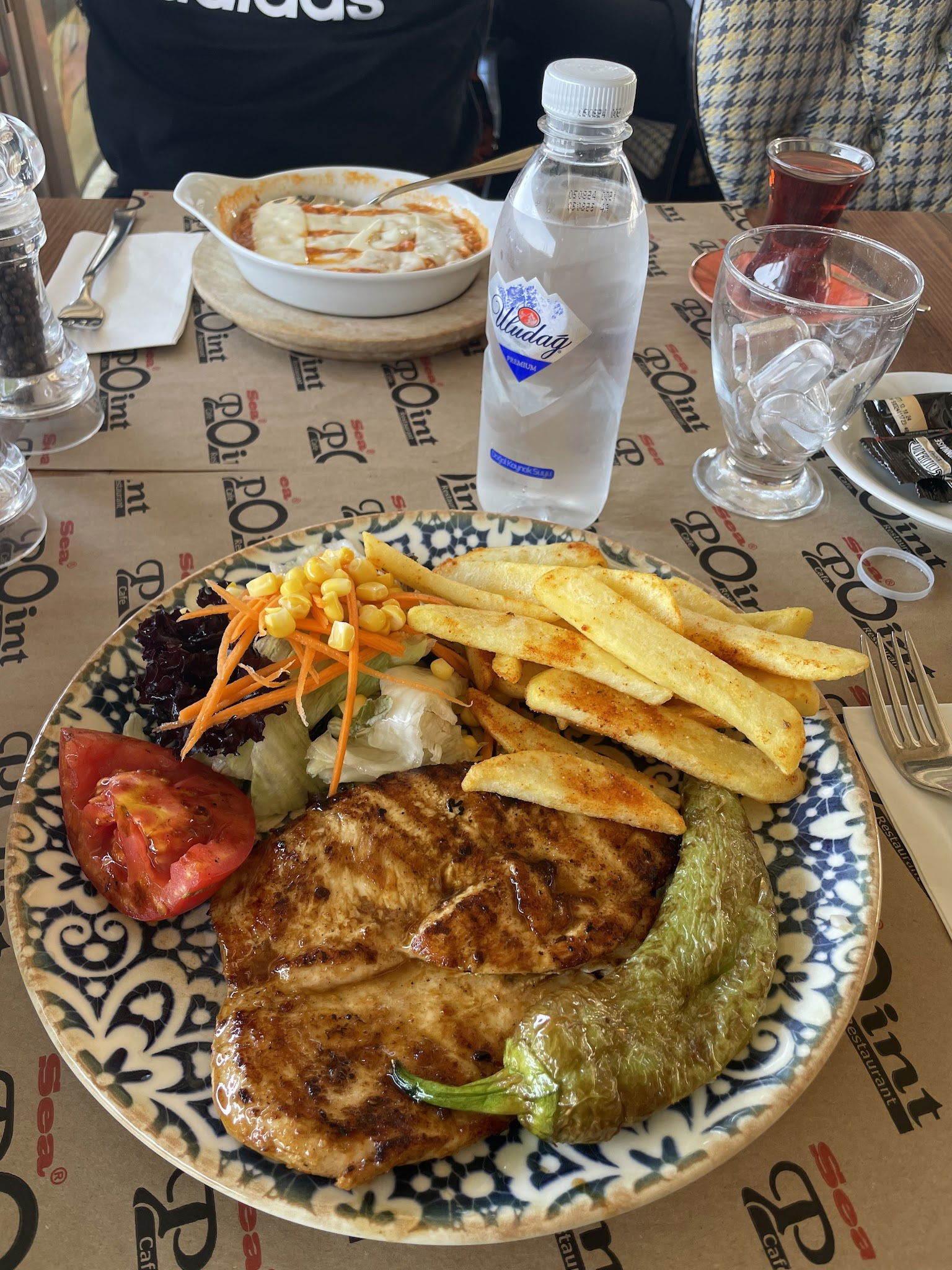 Seapoint Cafe & Restaurant