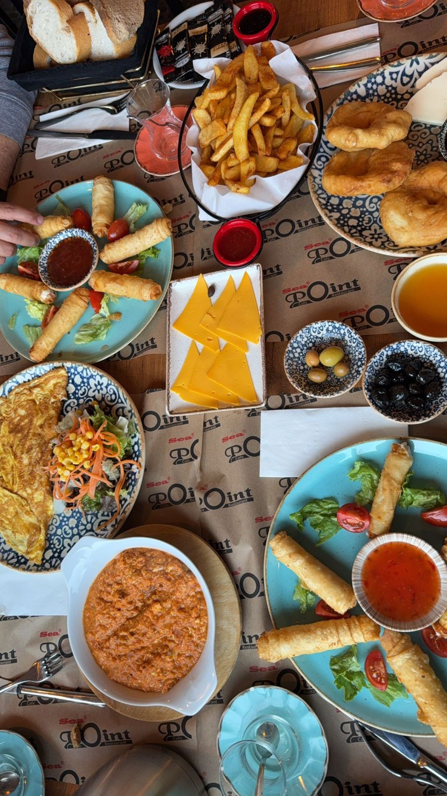 Seapoint Cafe & Restaurant