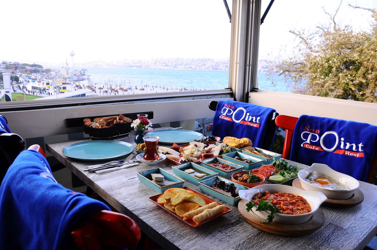 Seapoint Cafe & Restaurant