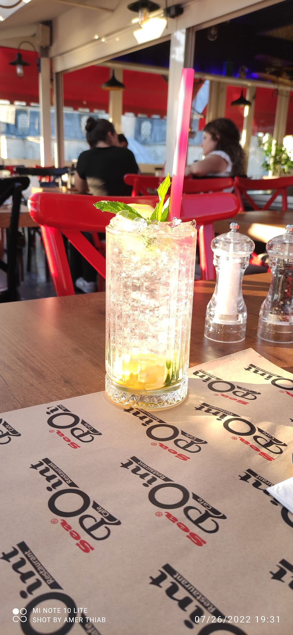 Seapoint Cafe & Restaurant