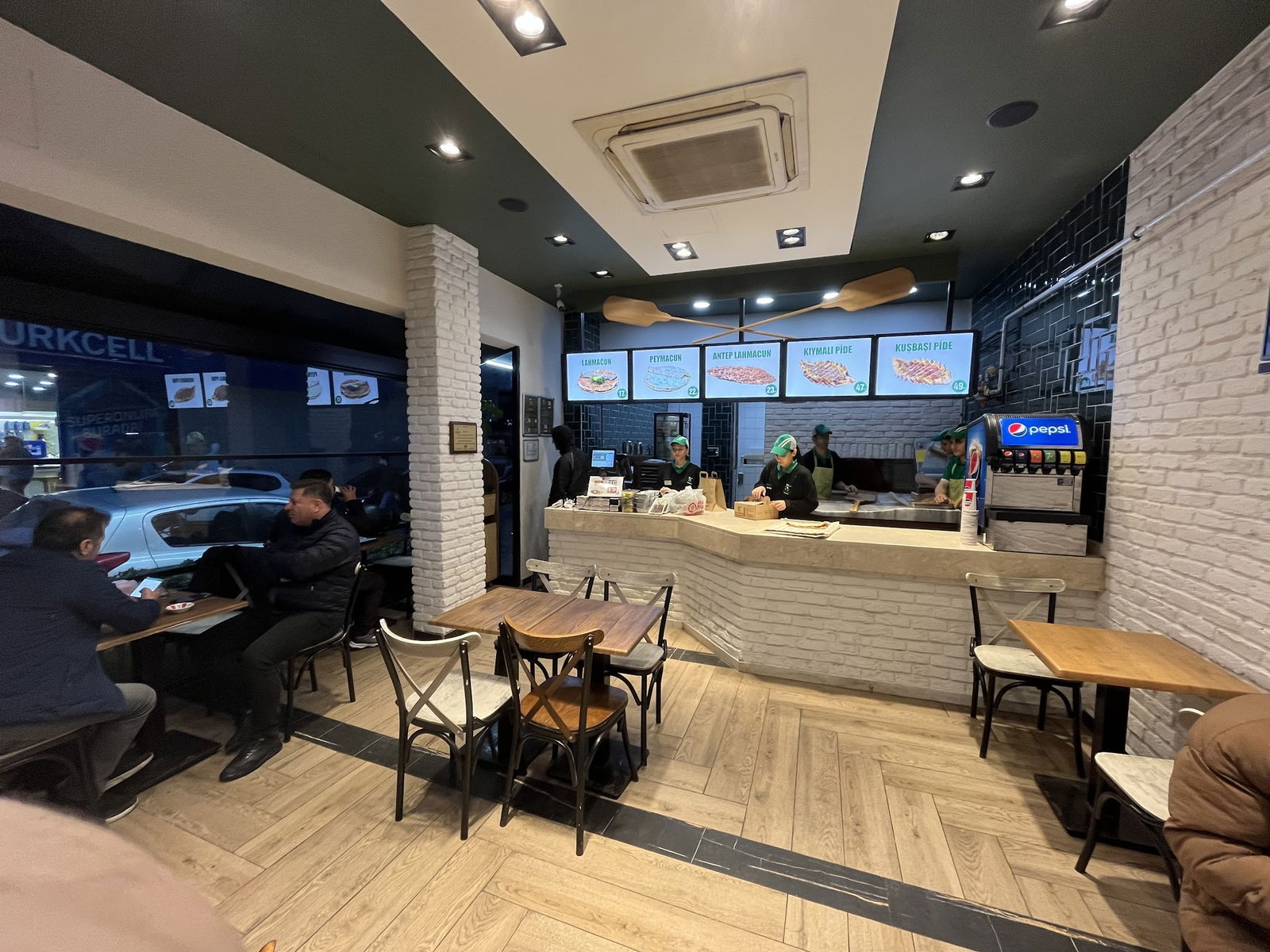 Zeytinburnu Hacıoğlu Lahmacun