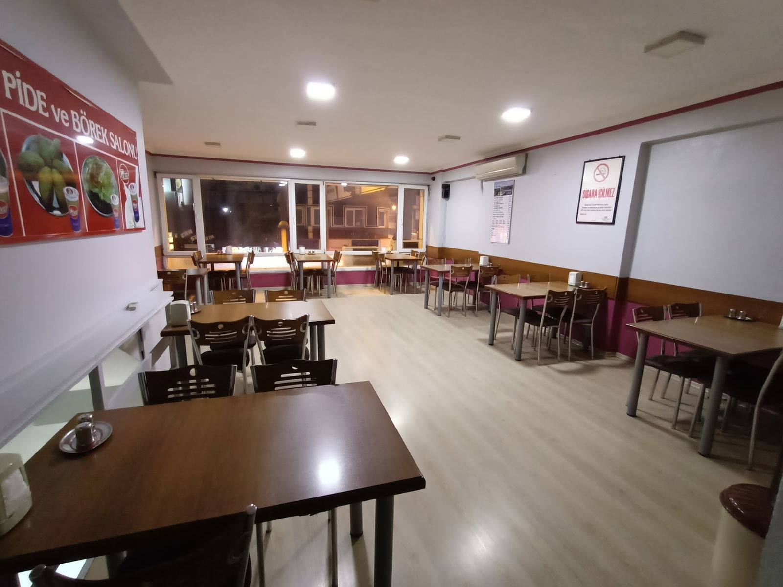 Istanbul Pide Ve Börek Salonu