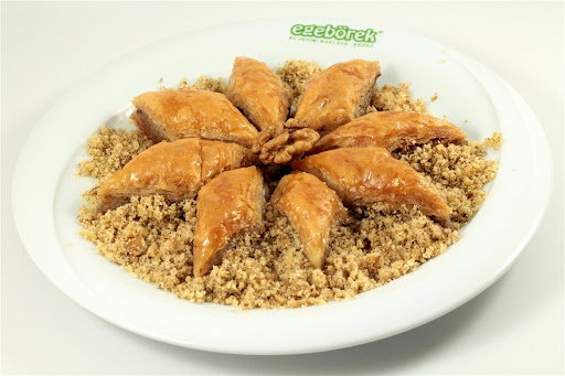 Ege Börek