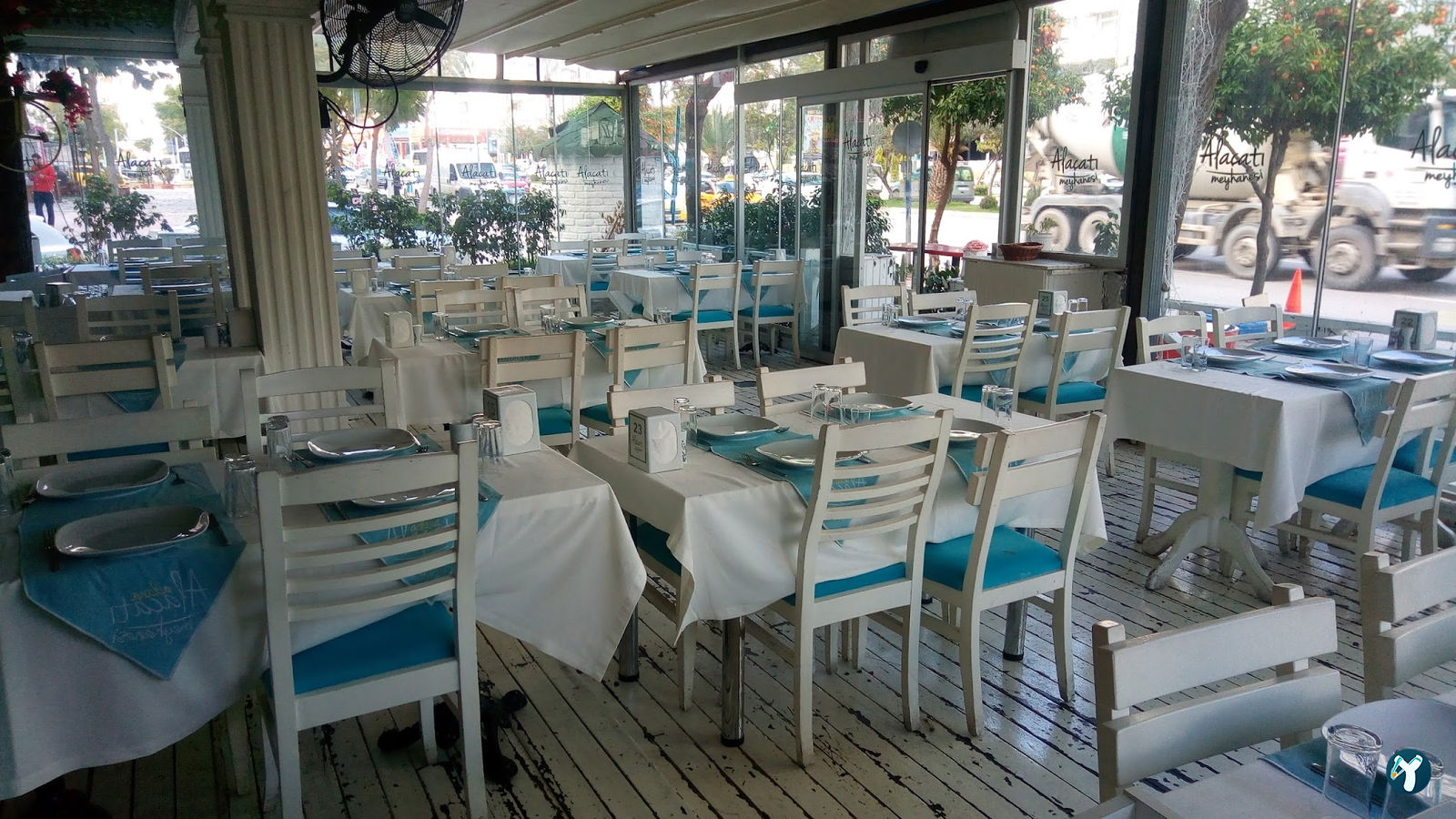 Alaçatı Meyhanesi-Adana Restoran Meyhane