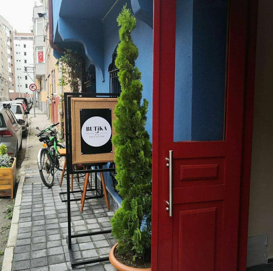 Butika Cafe & Restaurant