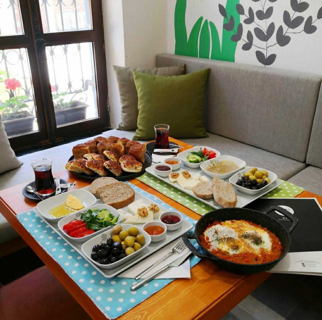 Butika Cafe & Restaurant