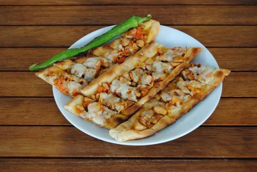 Masal Pide Kebap Lahmacun Çorba Pizza (Bayraklı Osmangazi) resimleri