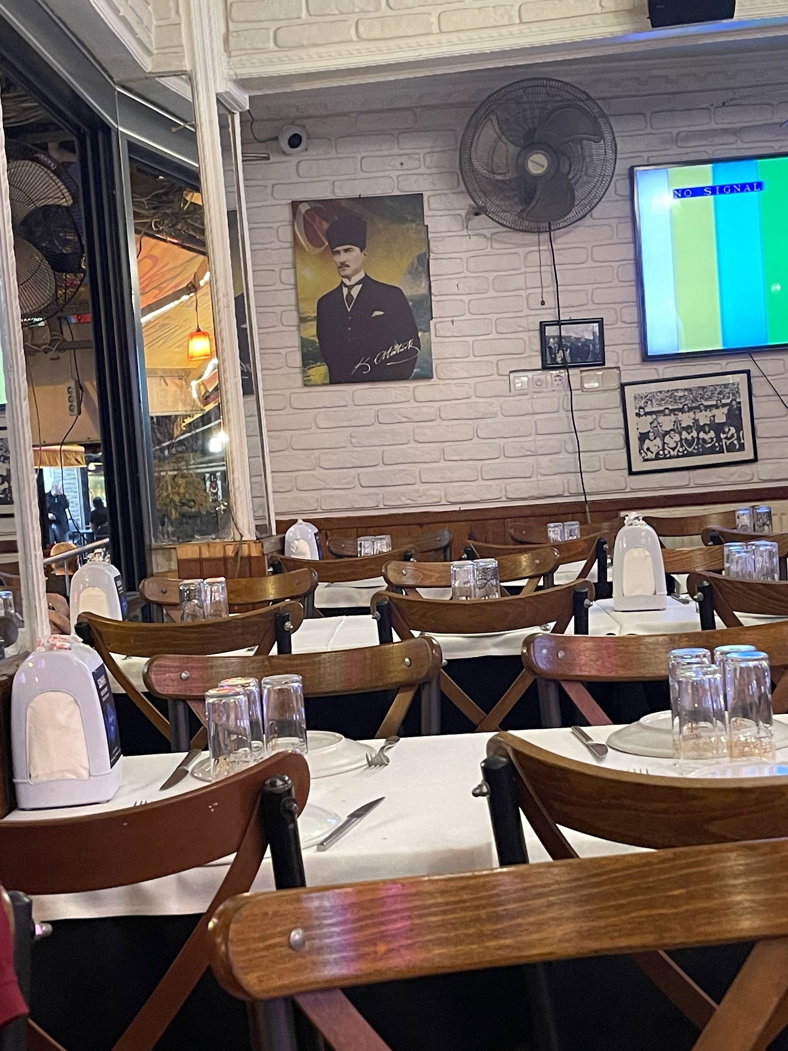 Sokak Restaurant Cengizin Yeri