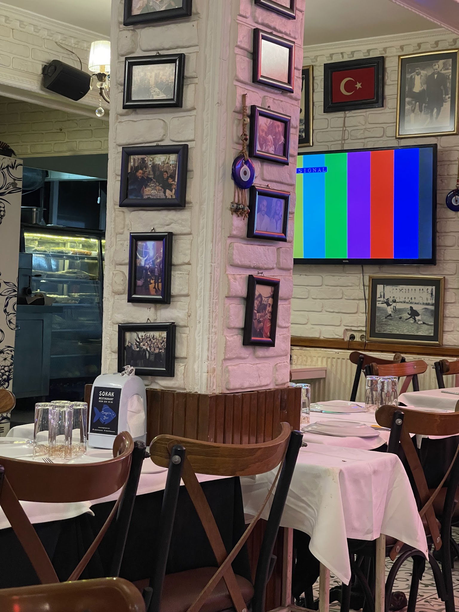 Sokak Restaurant Cengizin Yeri