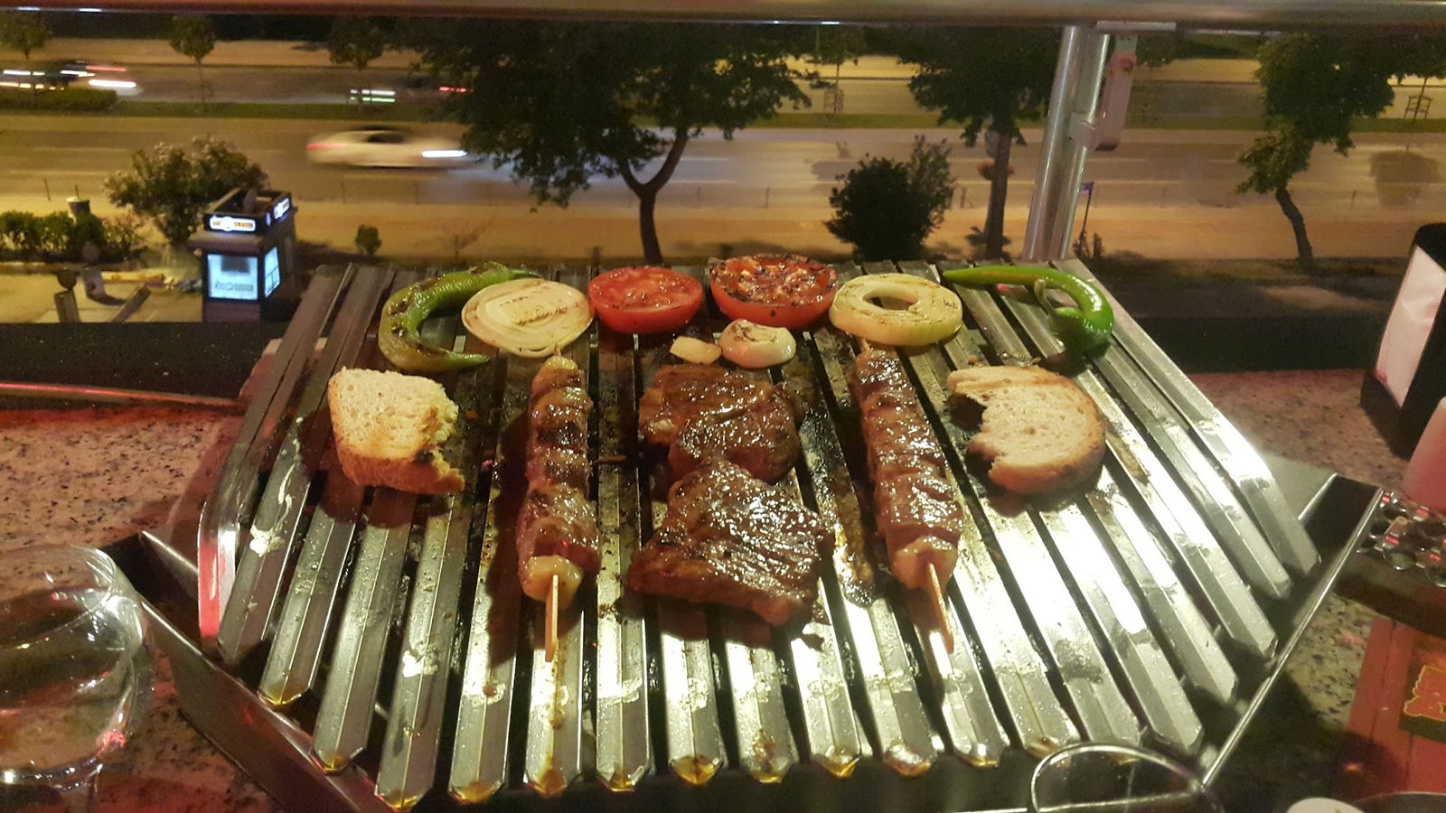 Pissti Grill Restaurant