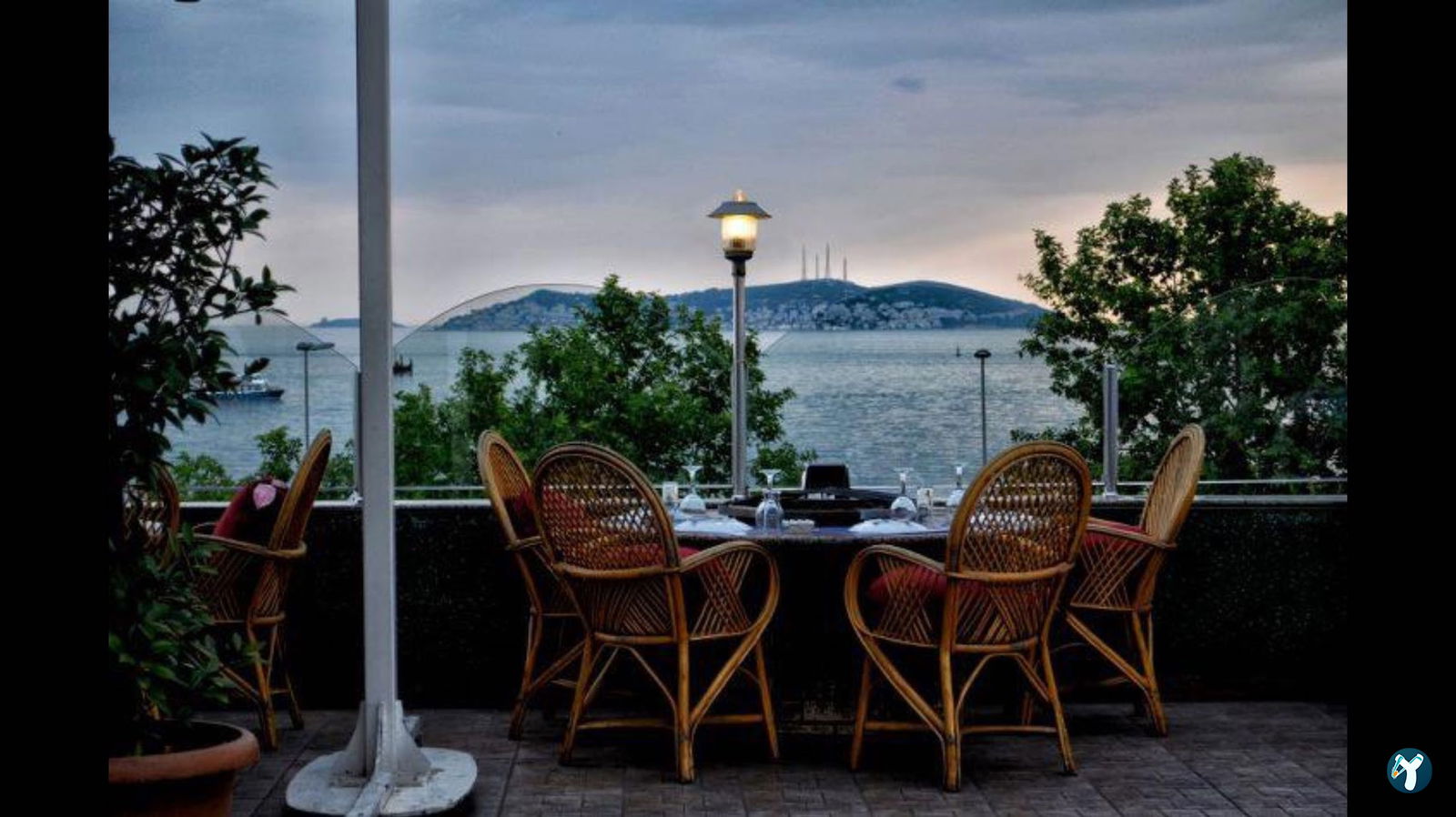 Pissti Grill Restaurant
