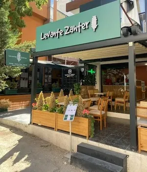 Levante Zahter resimleri