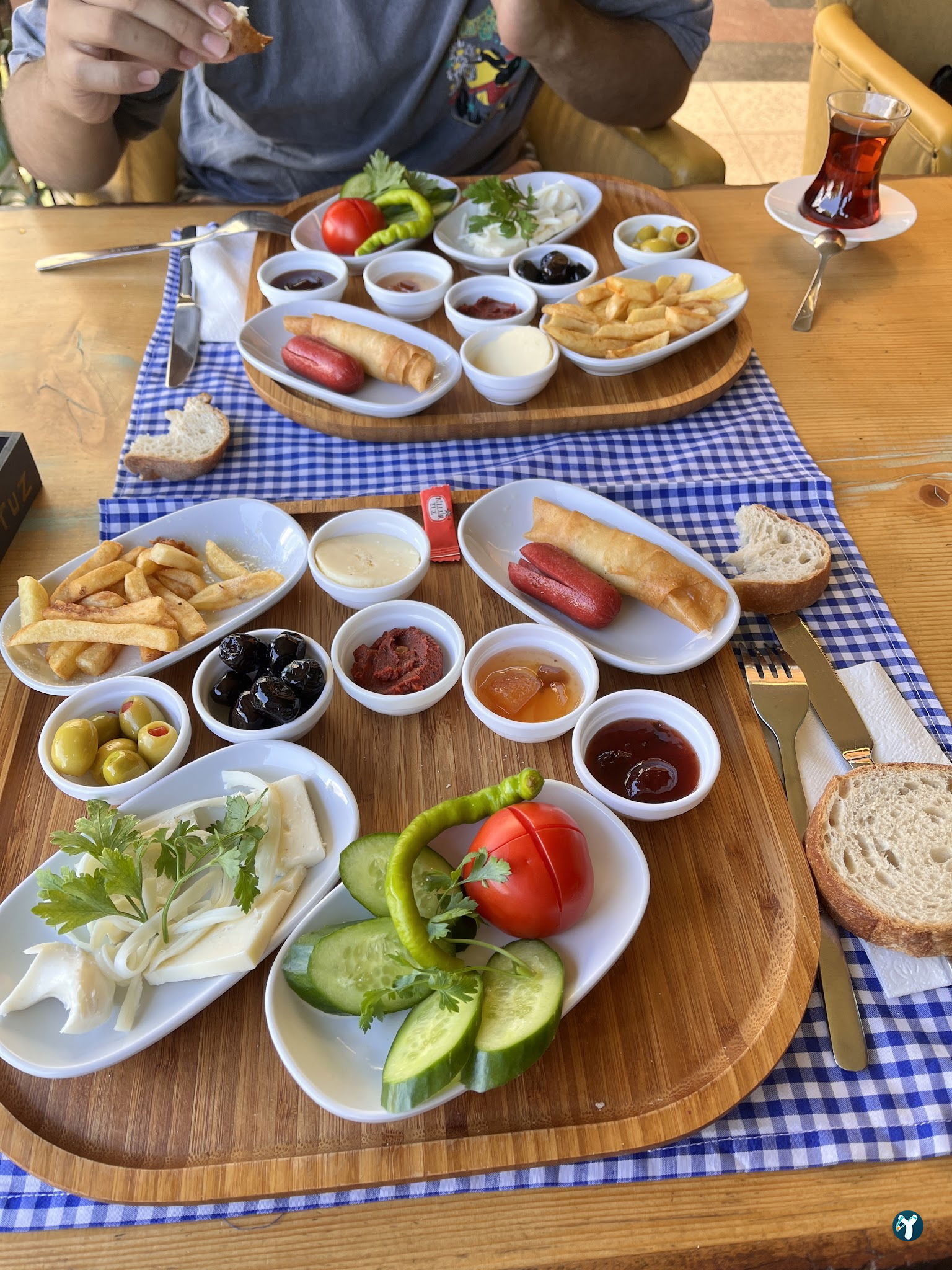Tarçın Cafe