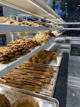 Maya Cafe & Patisserie resimleri