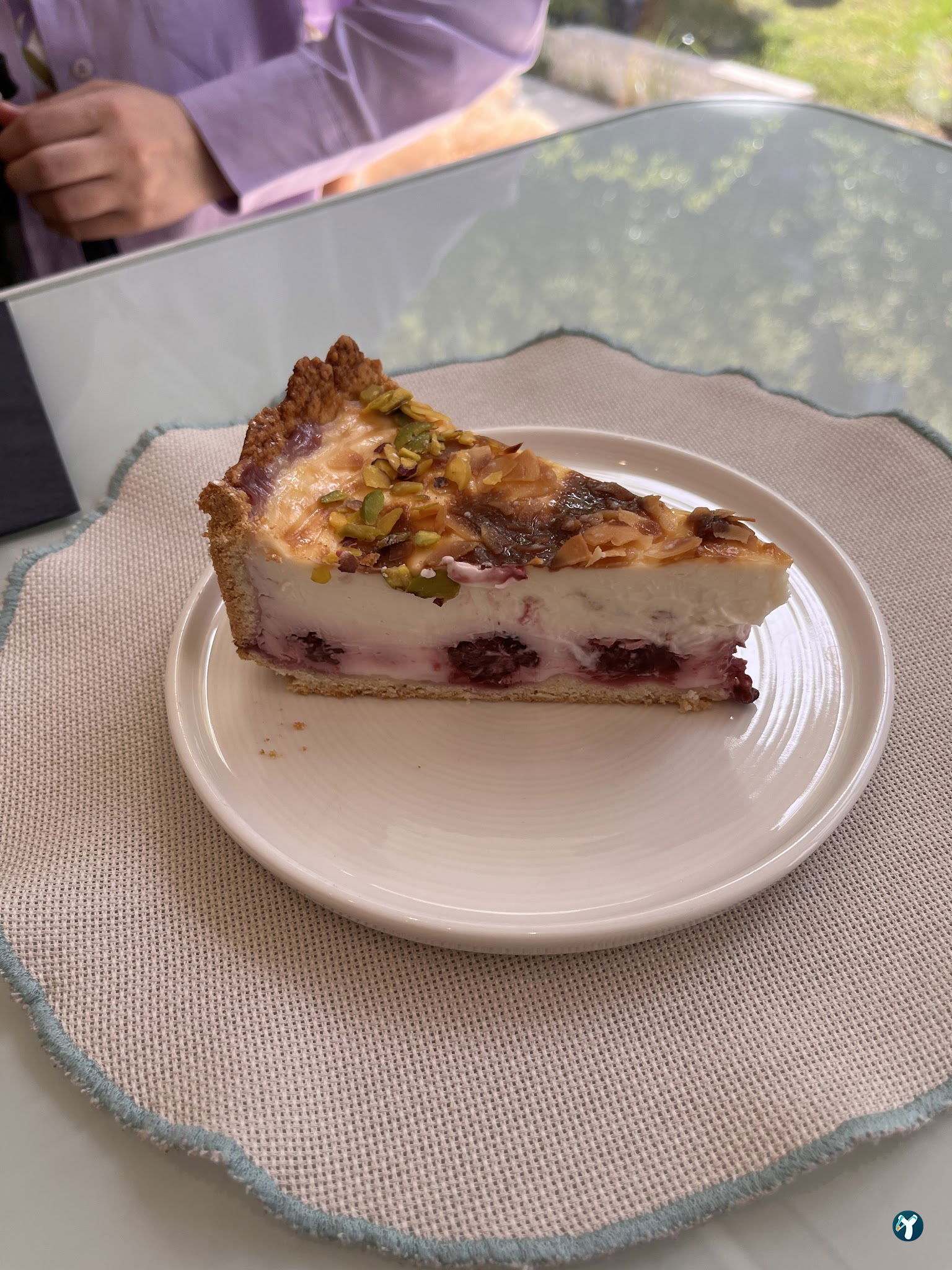 Leni Artisan Cafe