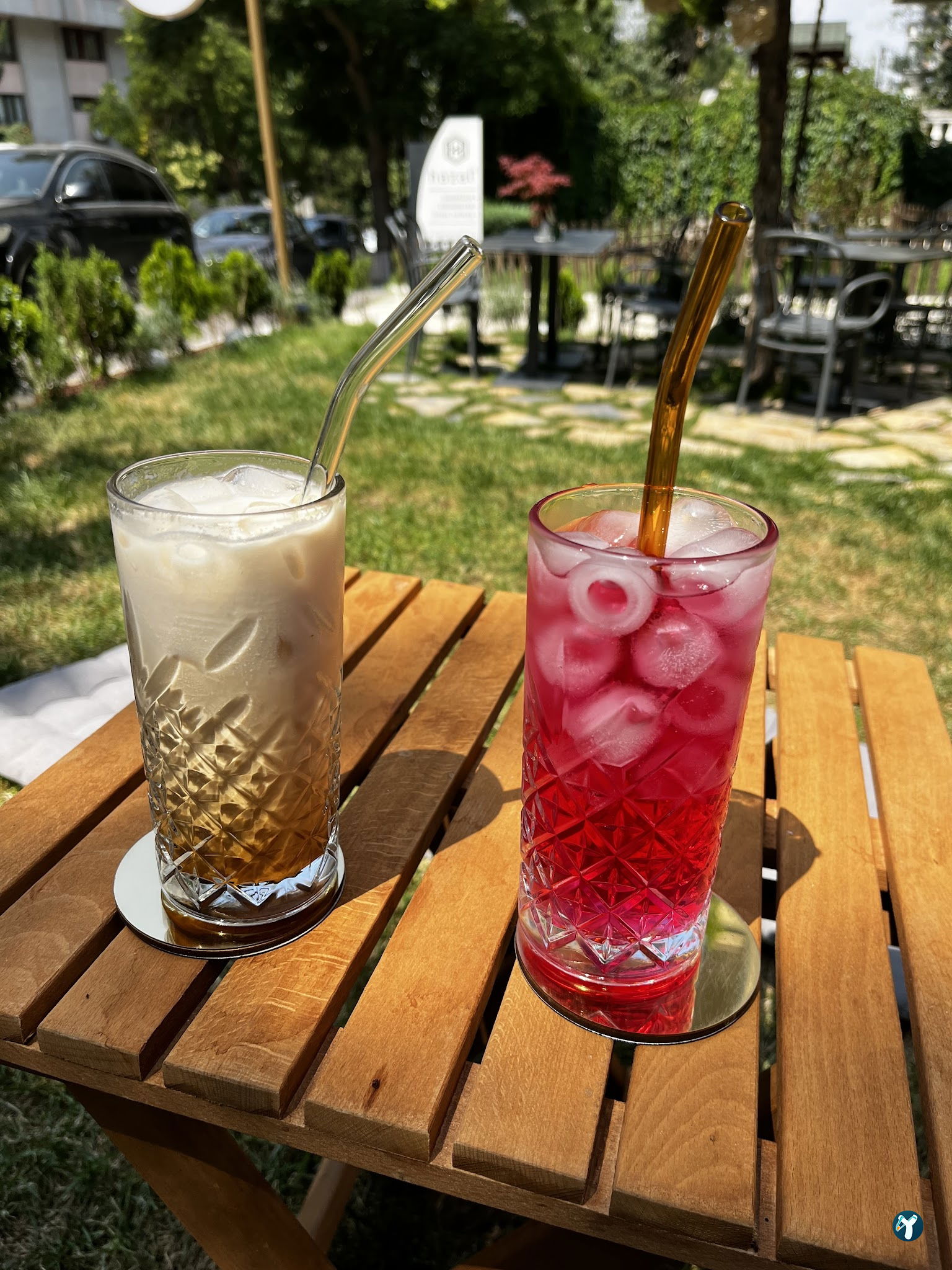 Leni Artisan Cafe