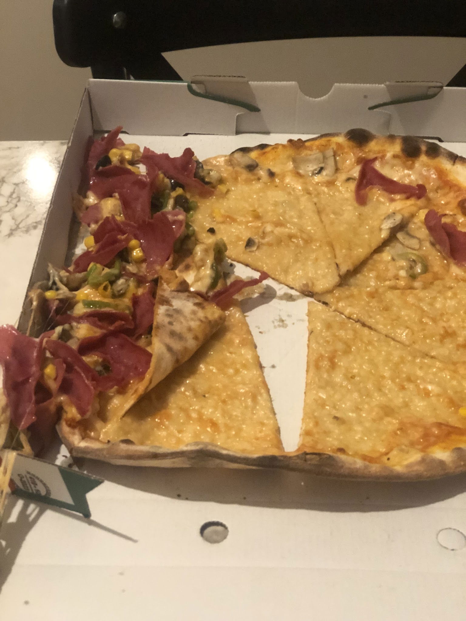 Vibes Restaurant & Cafe