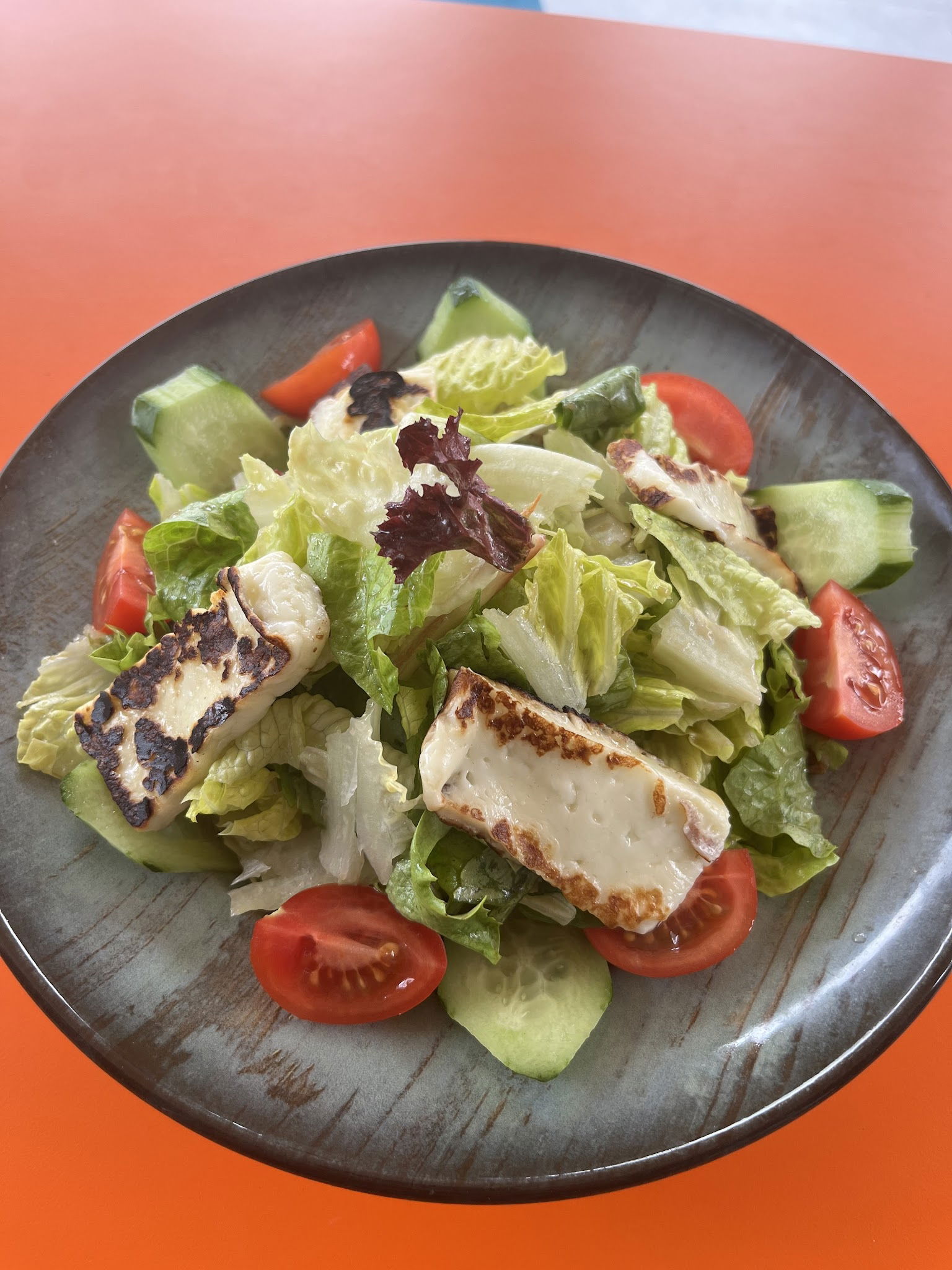 Vibes Restaurant & Cafe