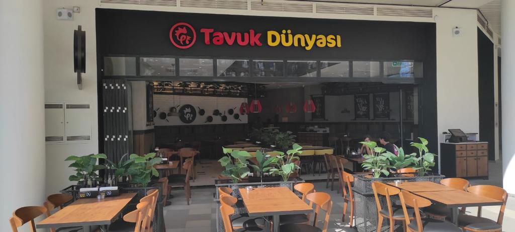Tavuk Dünyası Sinpaş Metrolife